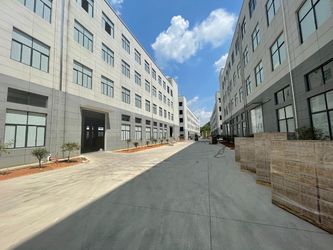 Suzhou Endless Summer Trading Co., Ltd línea de producción del fabricante